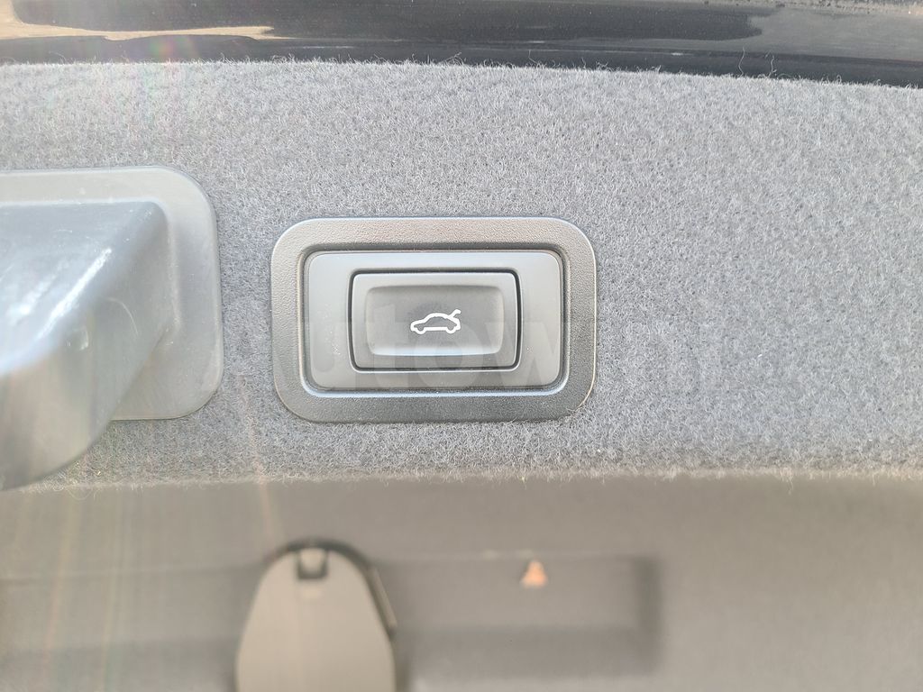 Audi A6 Allroad Quattro 3.0 TDI A T NAVI R C S K S R — снимка 16