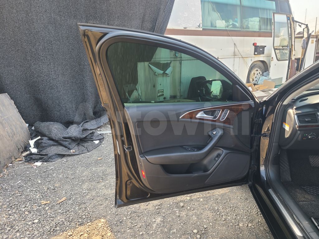 Audi A6 Allroad Quattro 3.0 TDI A T NAVI R C S K S R — снимка 19
