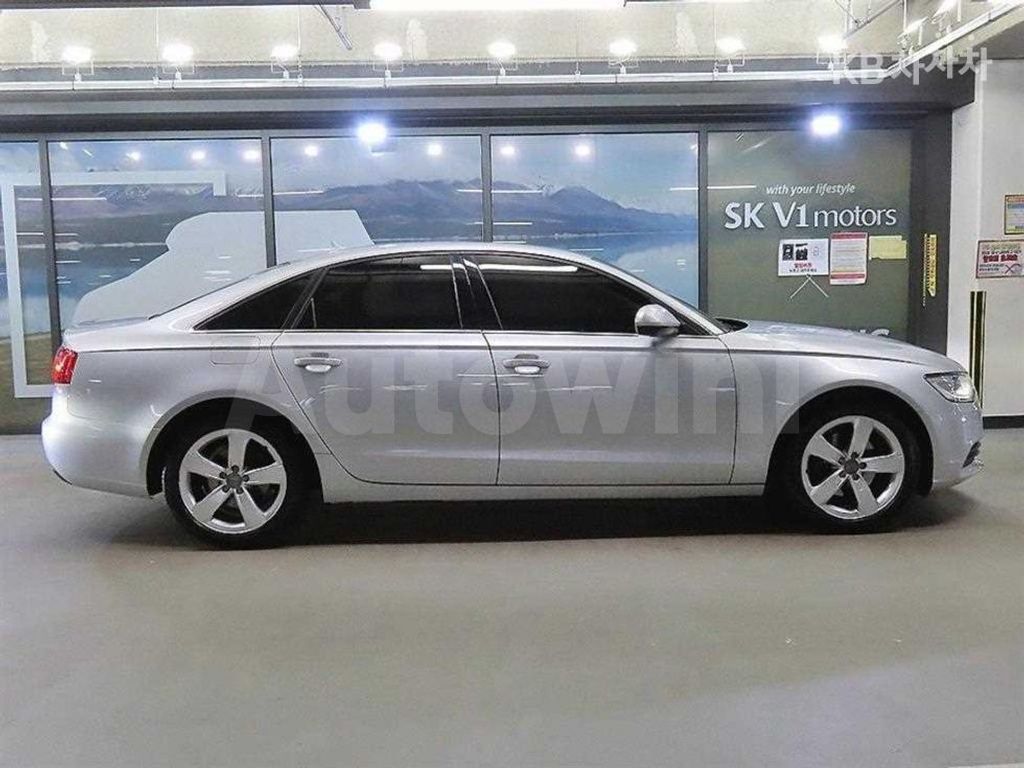 Audi A6 2.0 TDI C7 Dynamic — снимка 3