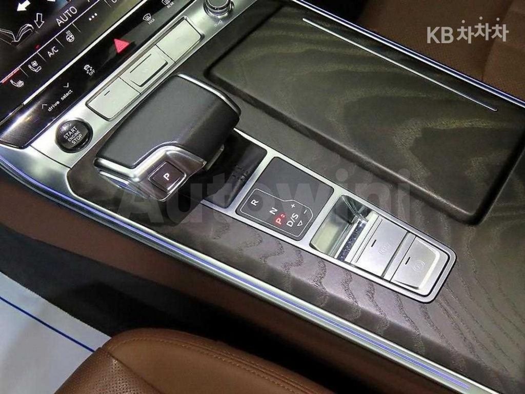 Audi A6(C8) 45 TFSI Premium — снимка 12