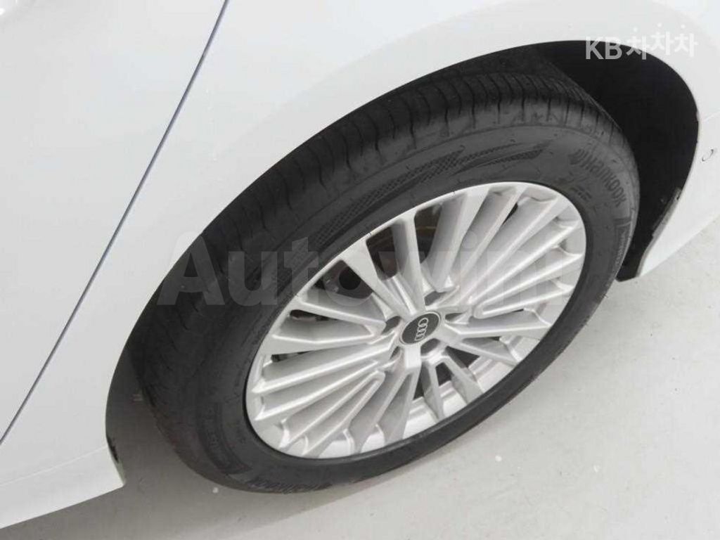 Audi A6(C8) 45 TFSI Basic — снимка 18