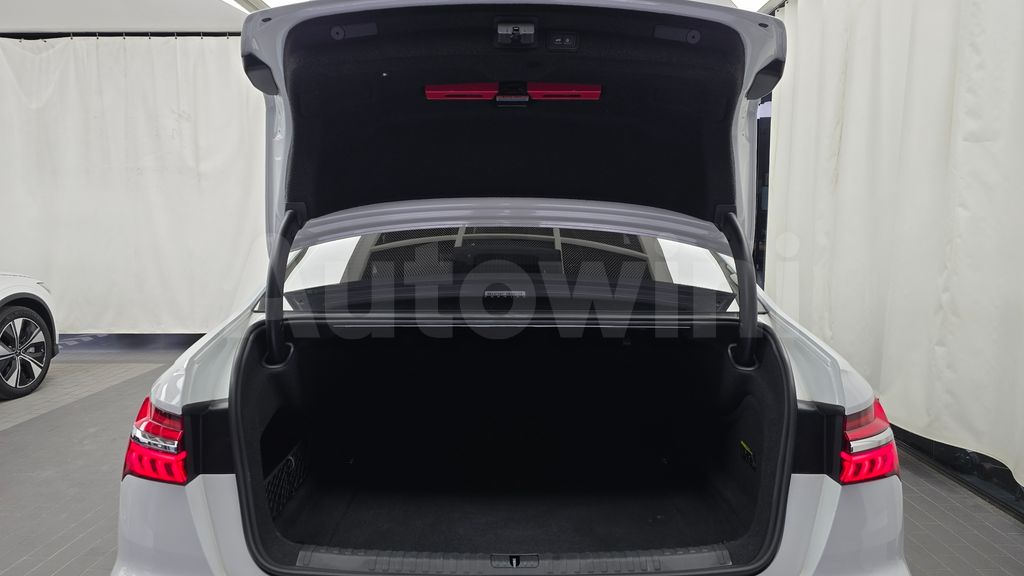 Audi A6(C8) 45 TDI Quattro Premium — снимка 20