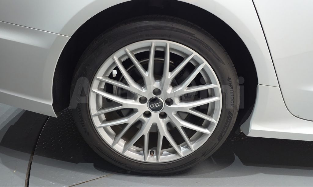 Audi New A6 40 TDI Quattro Premium C7 — снимка 4