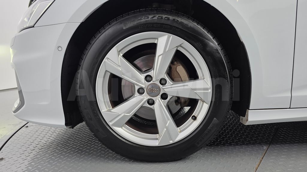 Audi A6(C8) 40 TDI — снимка 4