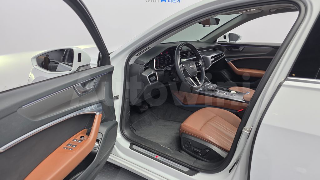 Audi A6(C8) 40 TDI — снимка 9