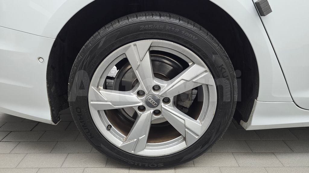 Audi A6(C8) 40 TDI — снимка 5