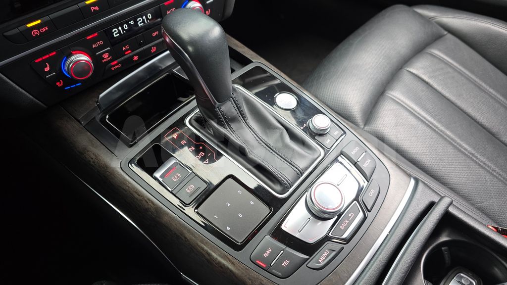 Audi New A6 35 TDI Premium C7 — снимка 9