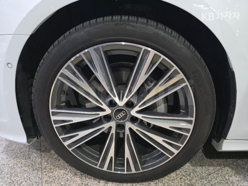 Audi A6(C8) 45 TDI Quattro Premium — снимка 16