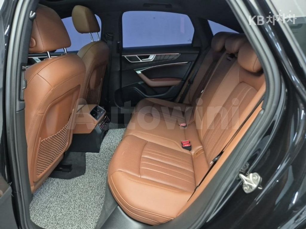 Audi A6(C8) 40 TDI Quattro Premium — снимка 12