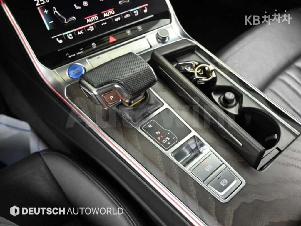 Audi A6(C8) 40 TDI Premium — снимка 9
