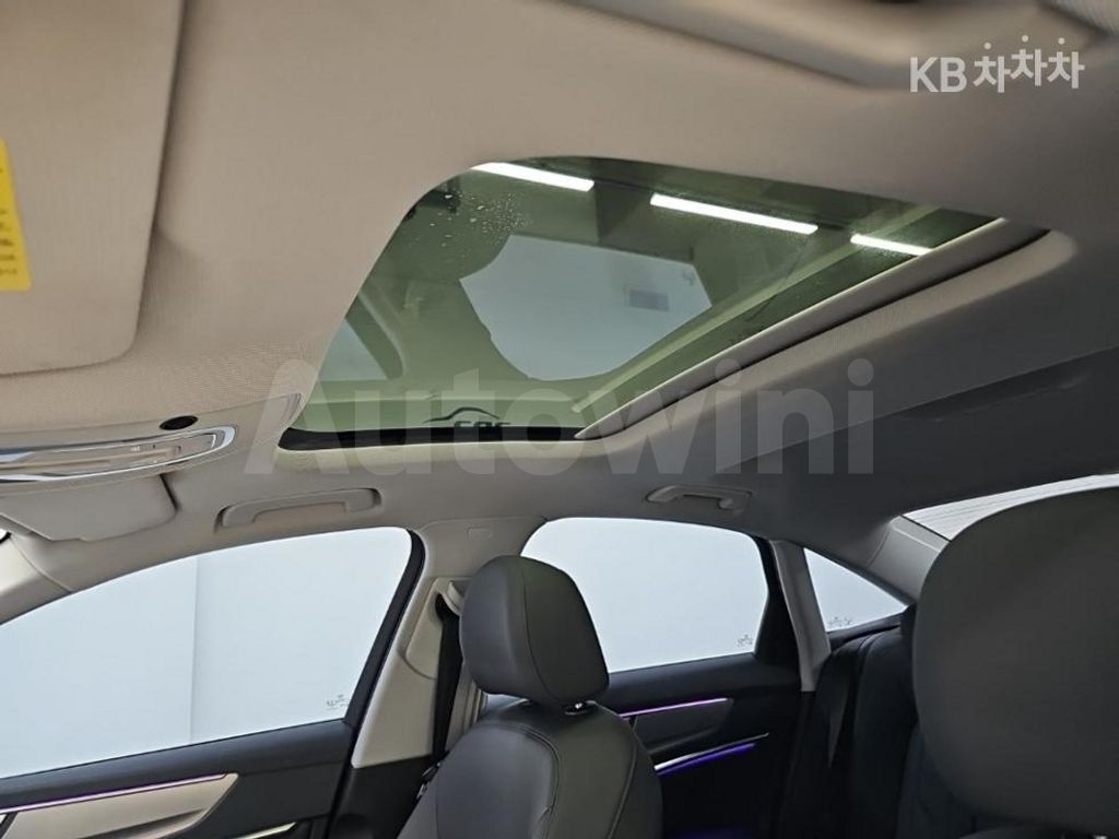 Audi A6(C8) 40 TDI Basic — снимка 14