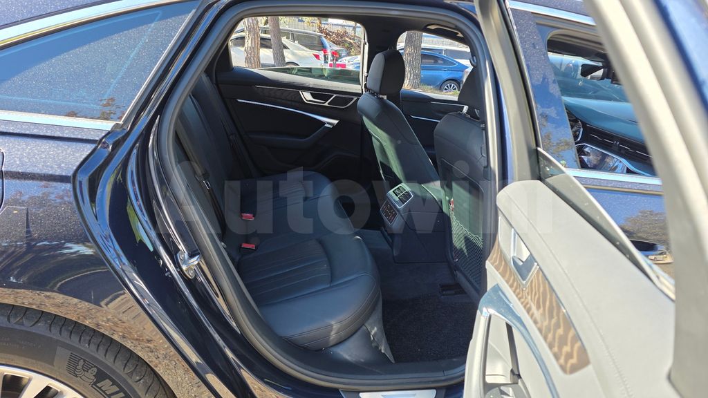 Audi A6(C8) 45 TFSI Quattro Premium — снимка 12