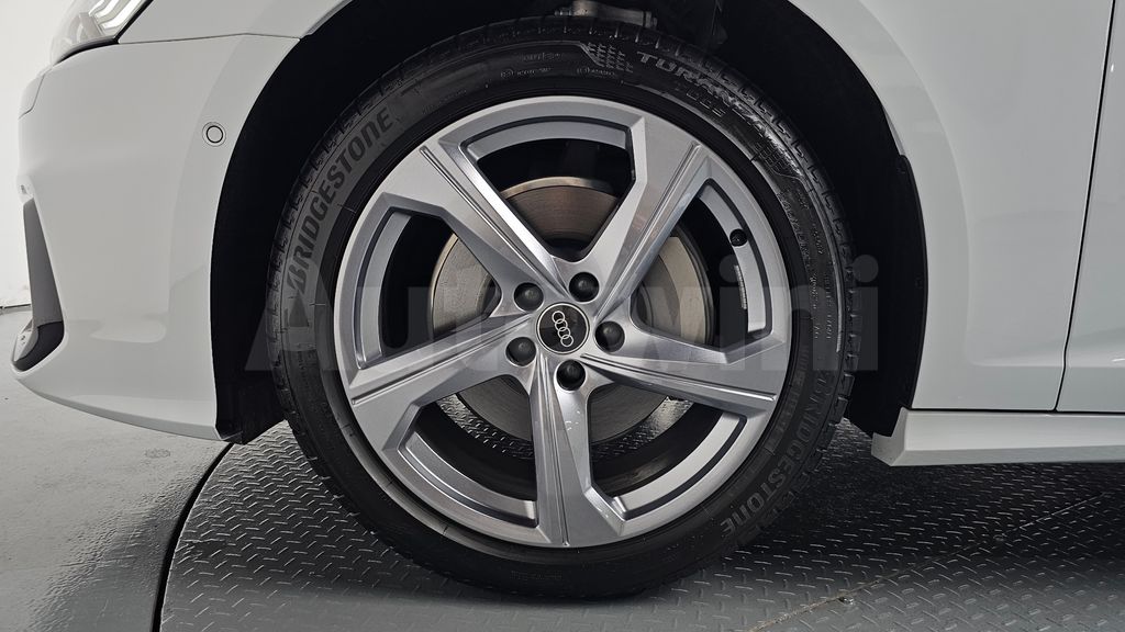 Audi A6(C8) 45 TFSI Premium — снимка 4