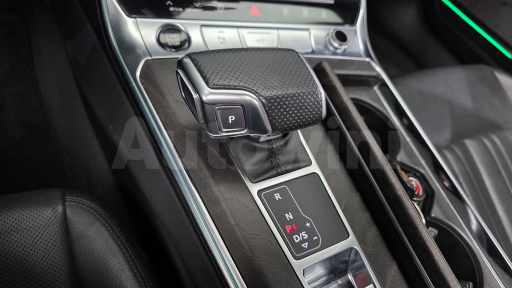 Audi A6(C8) 50 TDI Quattro Premium — снимка 8