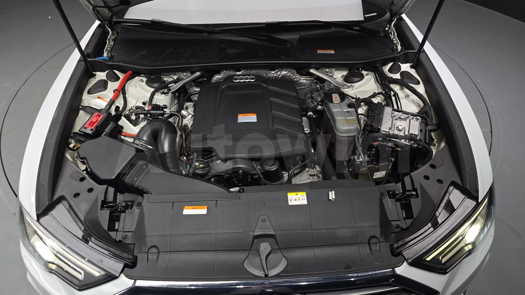 Audi A6(C8) 45 TFSI — снимка 6