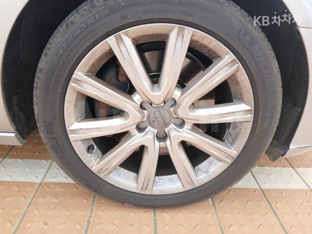 Audi A6 3.0 TDI Quattro C6 — снимка 8