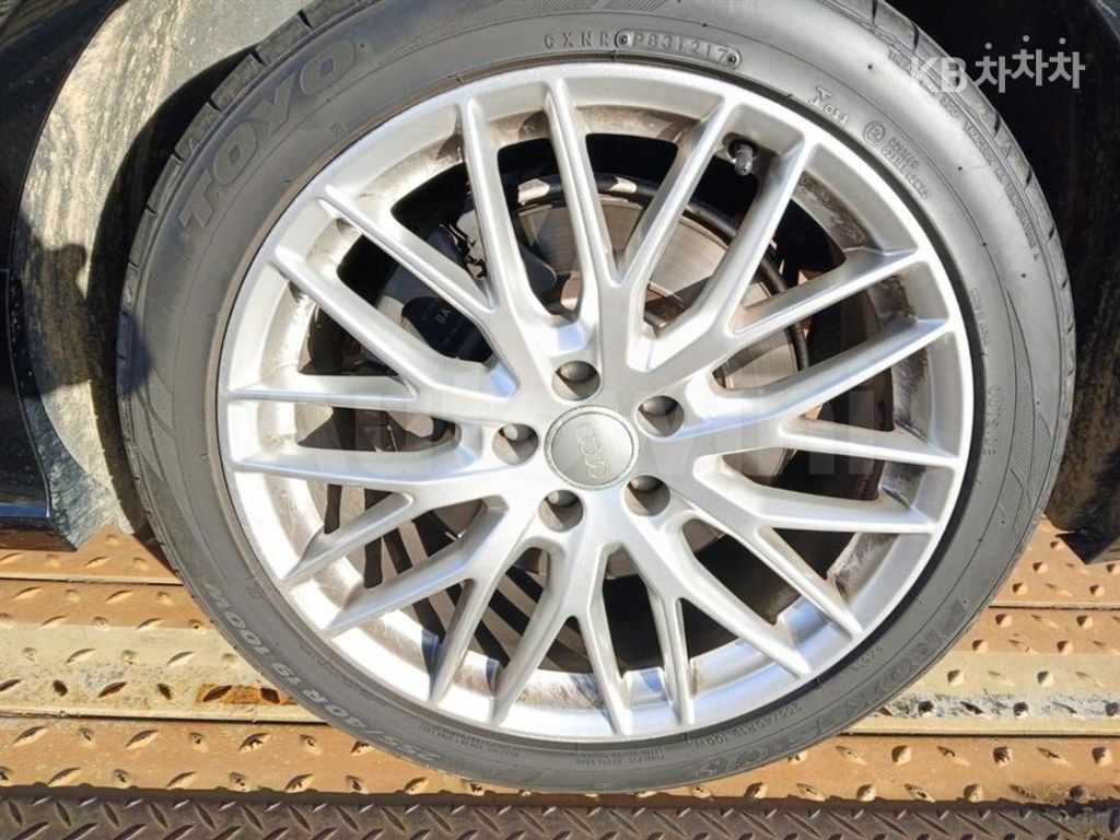 Audi A6 40 TDI Quattro Premium C7(15~) — снимка 9