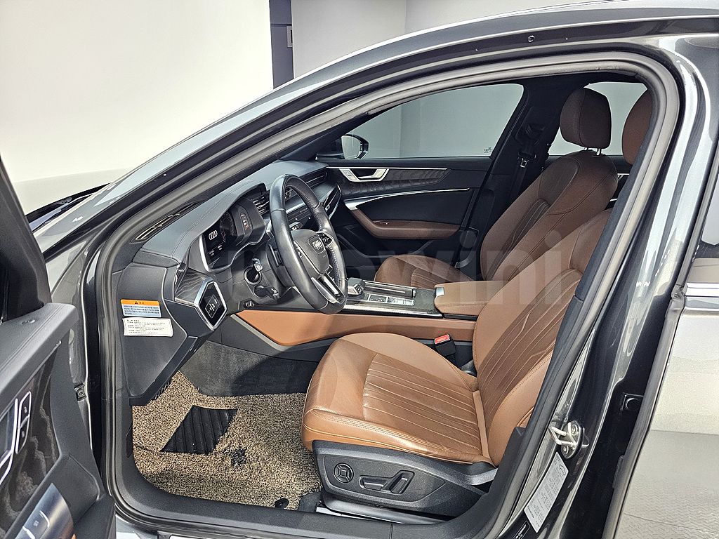 Audi A6(C8) 40 TDI Premium — снимка 8
