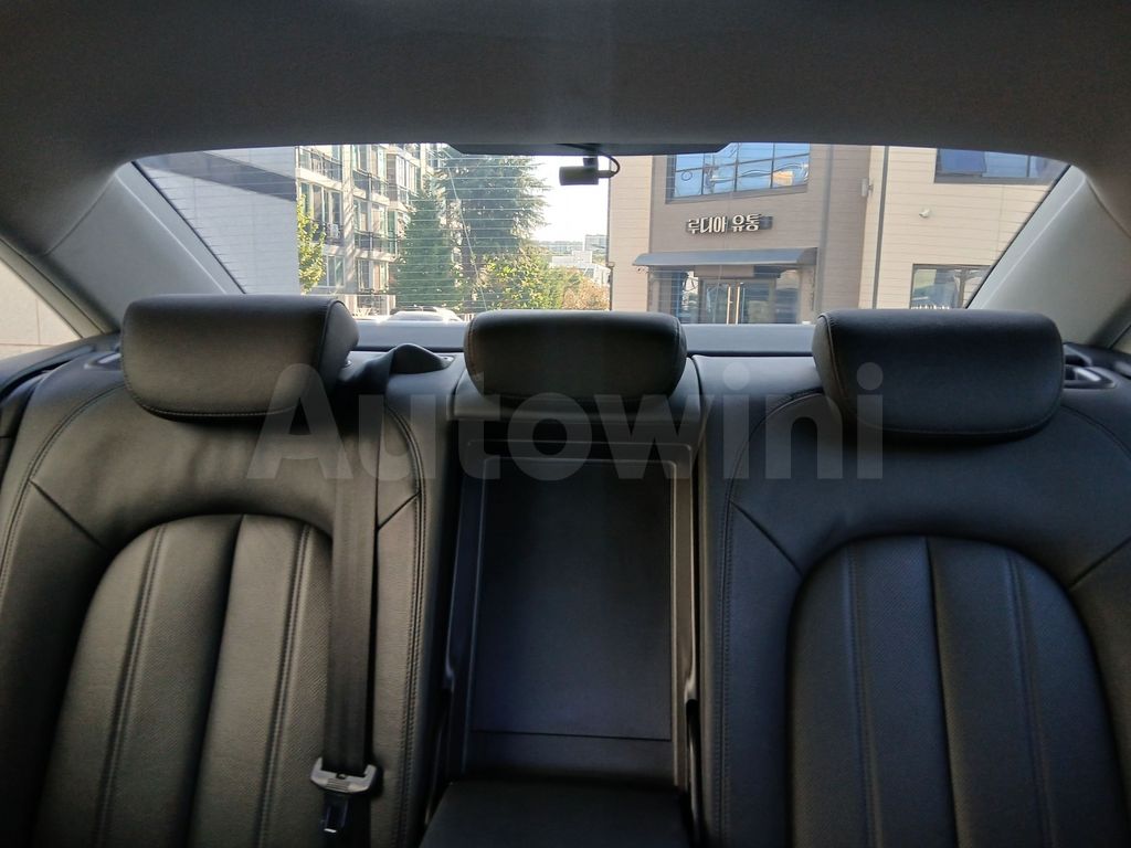 Audi New A6 3.0 TFSI Quattro Dynamic C7 — снимка 17