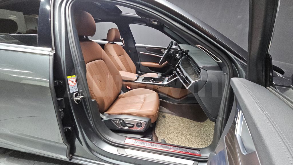 Audi A6(C8) 40 TDI Premium — снимка 11