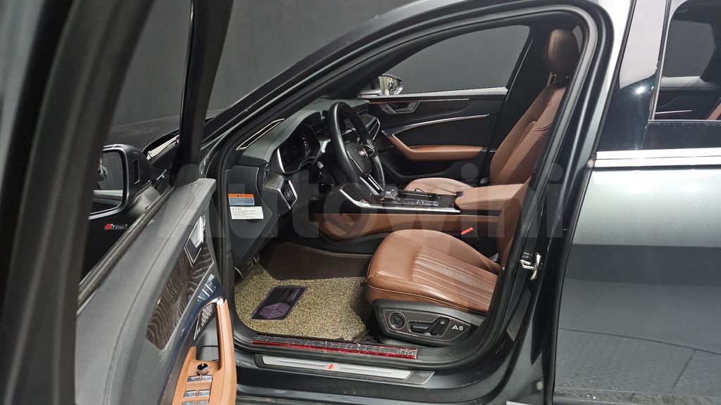 Audi A6(C8) 40 TDI Premium — снимка 10