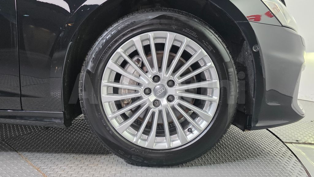 Audi A6(C8) 45 TFSI Quattro Premium — снимка 5