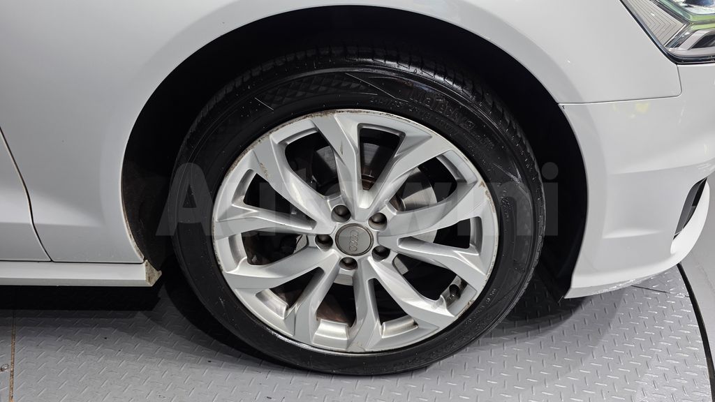 Audi New A6 35 TDI Quattro Premium C7 — снимка 4