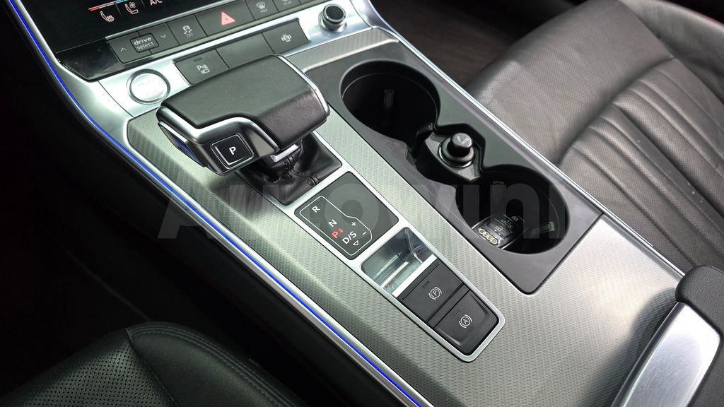 Audi A6(C8) 45 TFSI Quattro — снимка 11