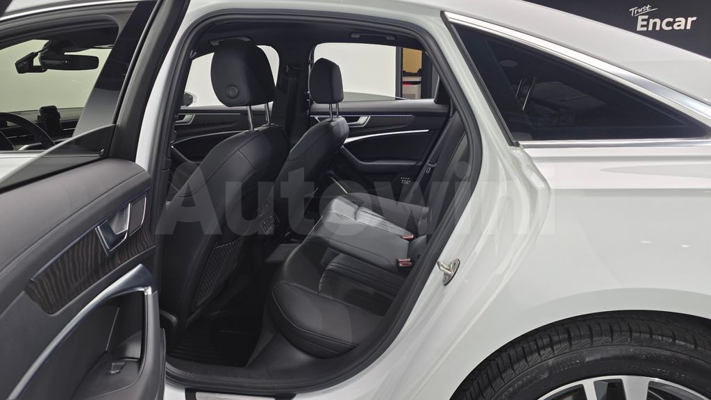 Audi A6(C8) 45 TFSI Quattro Premium — снимка 11