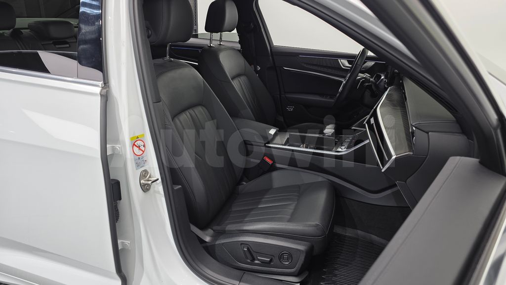 Audi A6(C8) 45 TFSI Quattro Premium — снимка 12