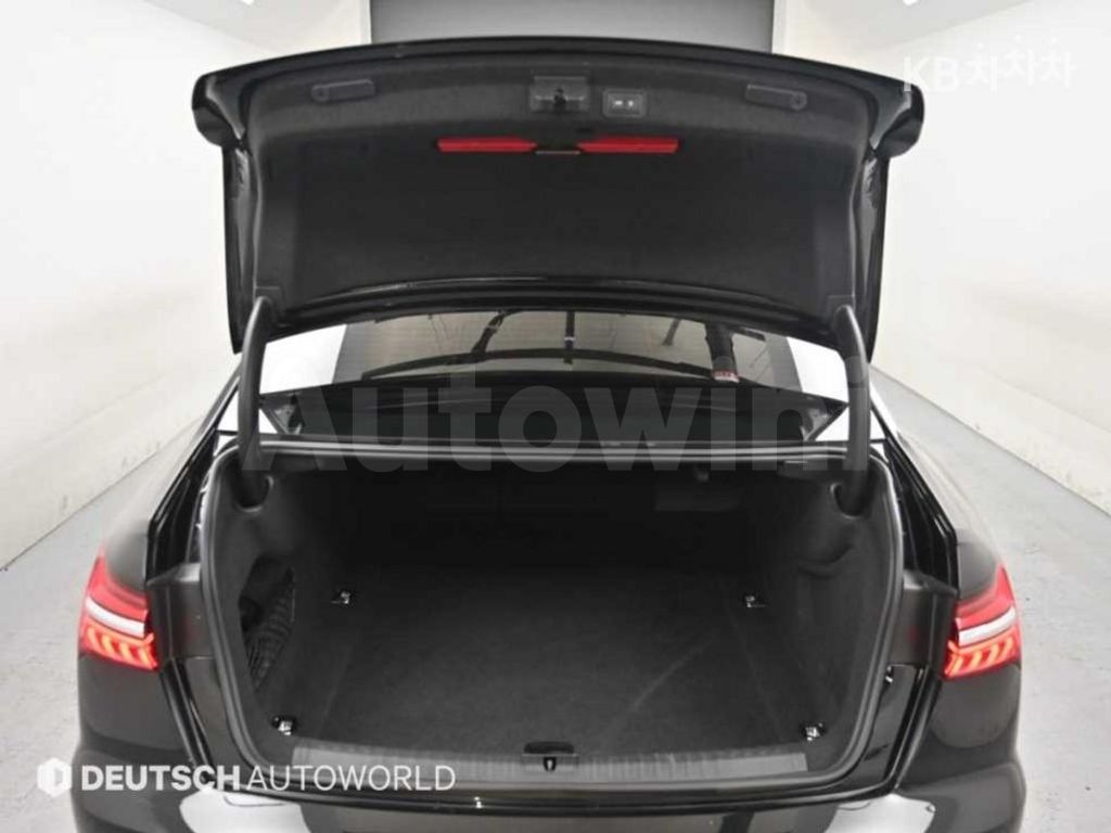 Audi A6(C8) 40 TDI Basic — снимка 19