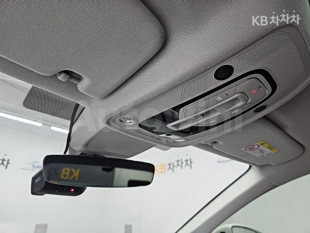 Audi A6(C8) 40 TDI Basic — снимка 17