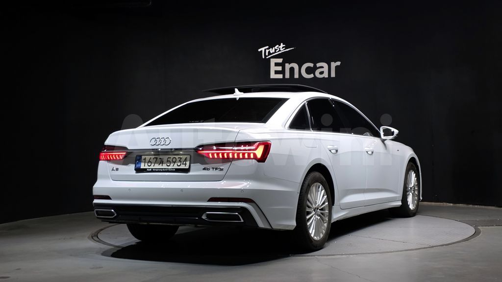 Audi A6(C8) 45 TFSI Premium — снимка 3