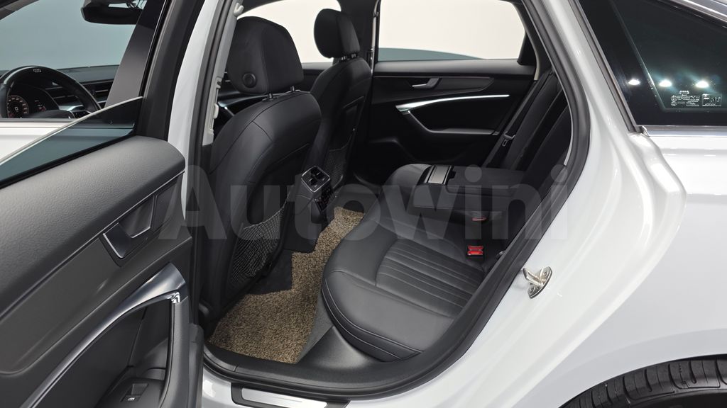 Audi A6(C8) 40 TDI — снимка 13