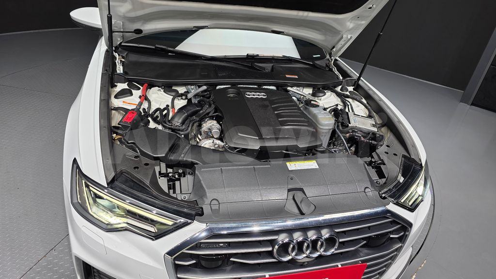 Audi A6(C8) 40 TDI Quattro Premium — снимка 5