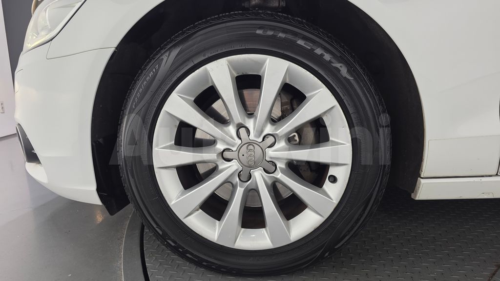Audi New A6 2.0 TDI C7 — снимка 5