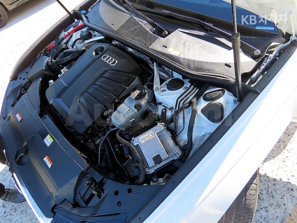 Audi A6(C8) 40 TDI Basic — снимка 19