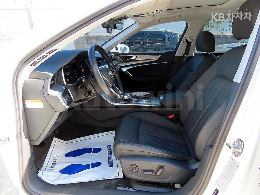 Audi A6(C8) 40 TDI Basic — снимка 5