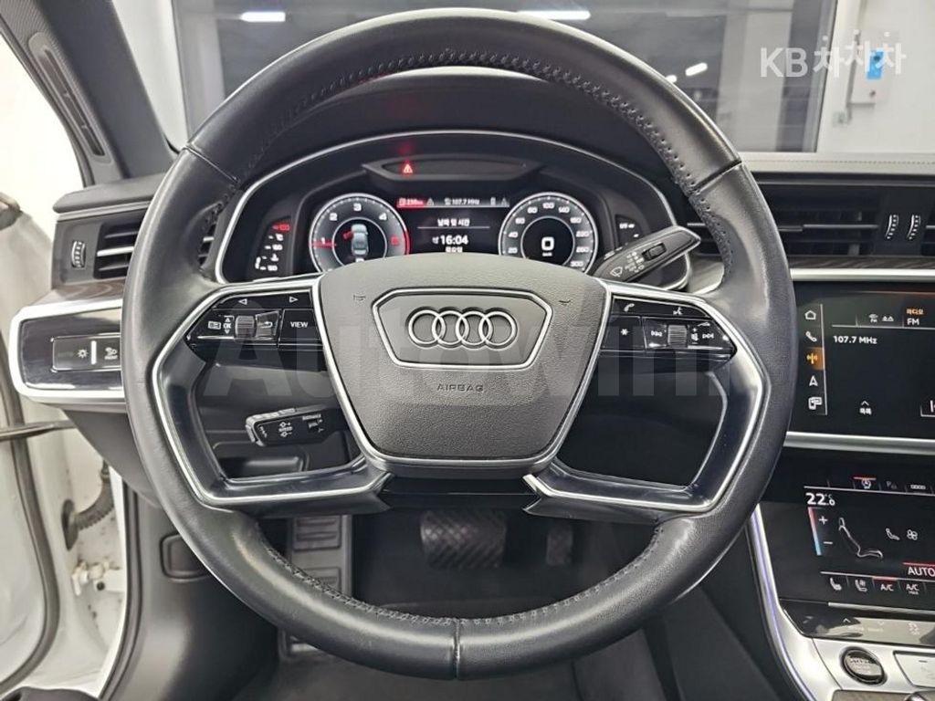 Audi A6(C8) 40 TDI Premium — снимка 9