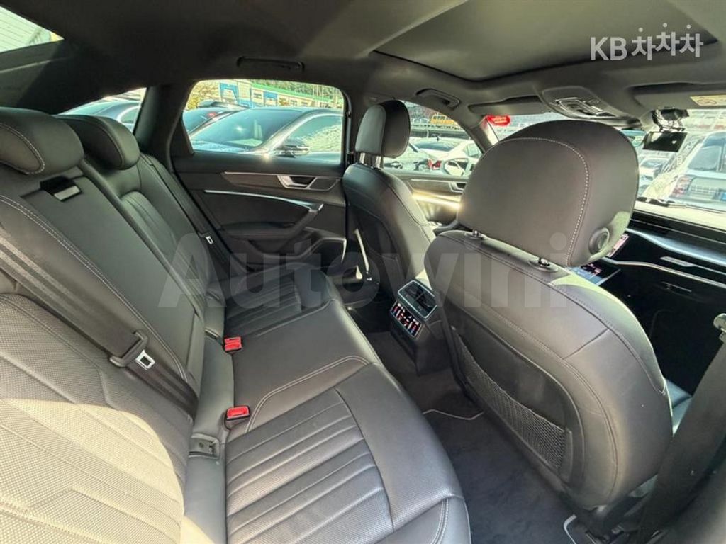 Audi A6(C8) 45 TDI Quattro Premium — снимка 9