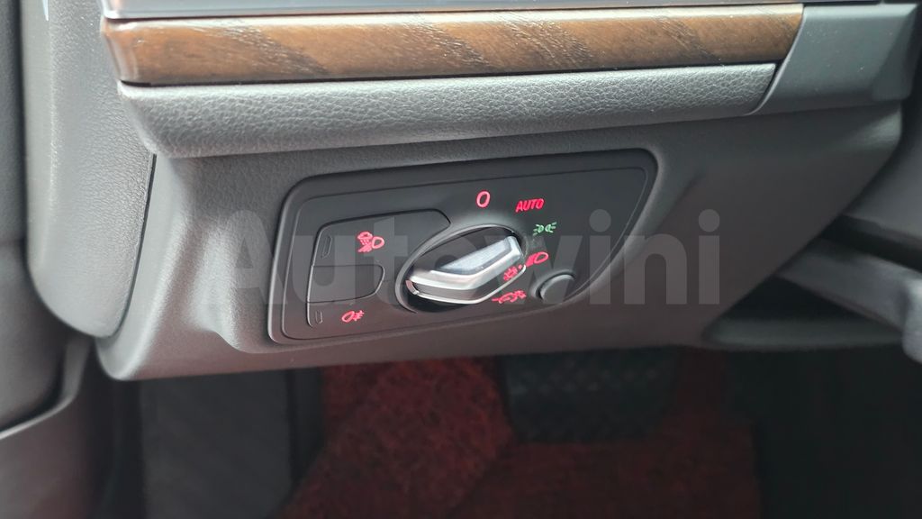 Audi New A6 35 TDI Quattro Premium C7 — снимка 14