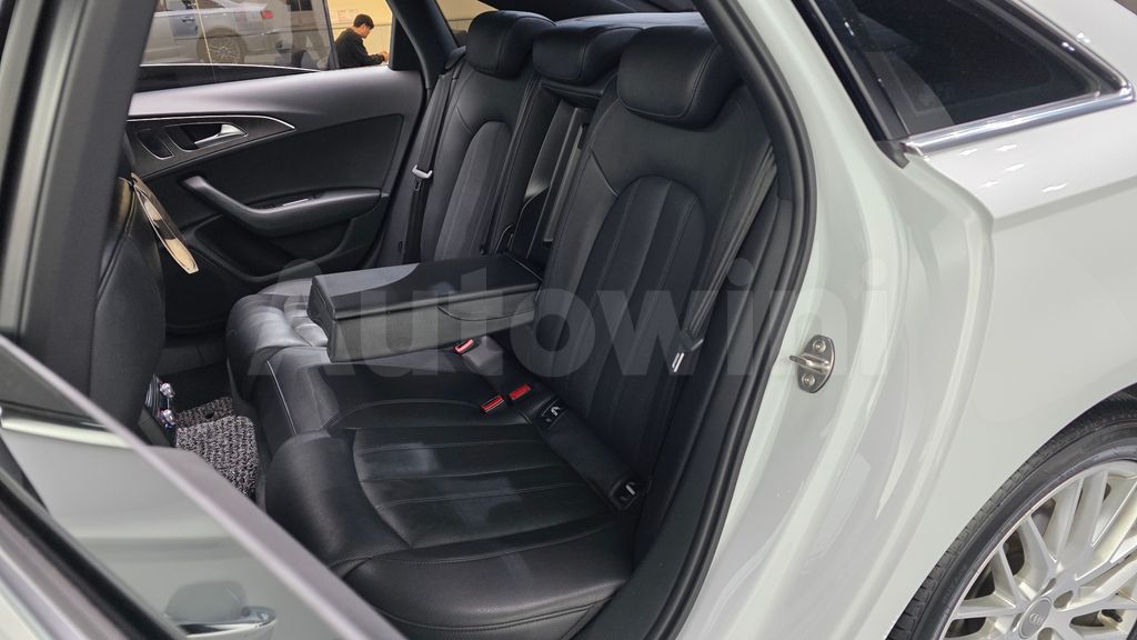 Audi New A6 40 TFSI Premium C7 — снимка 12