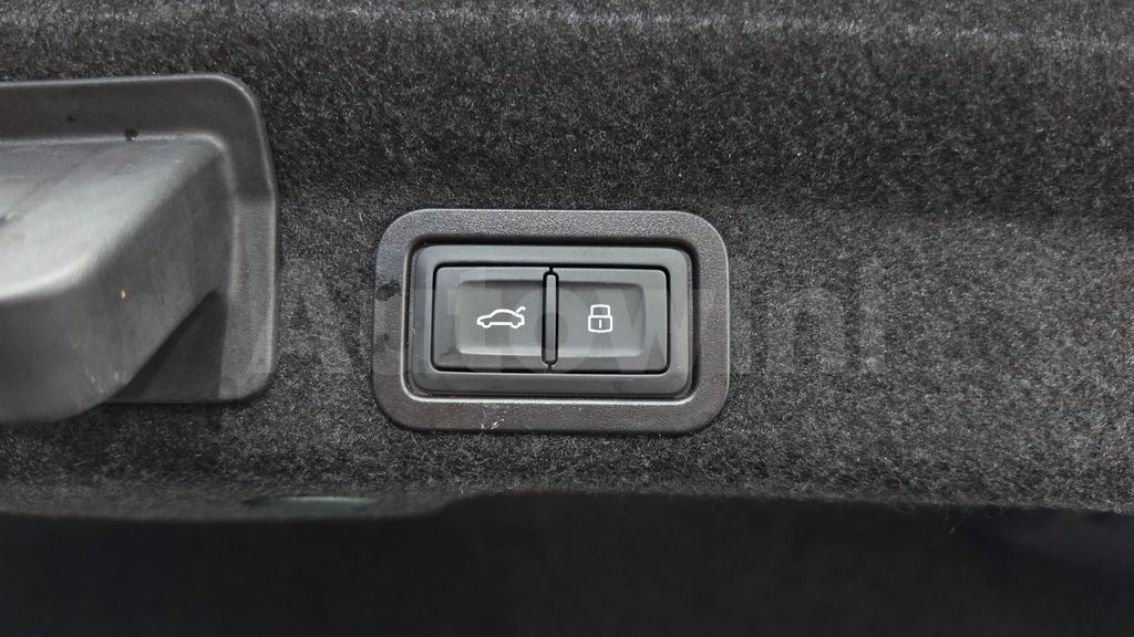 Audi A6(C8) 45 TFSI Quattro Premium — снимка 18