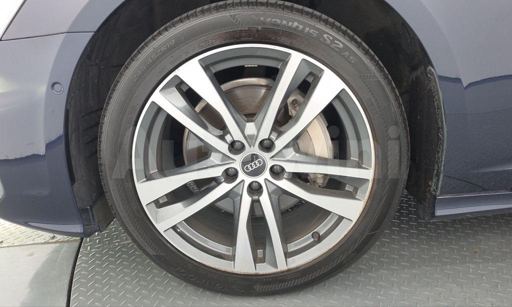 Audi A6(C8) 45 TFSI Quattro Premium — снимка 5