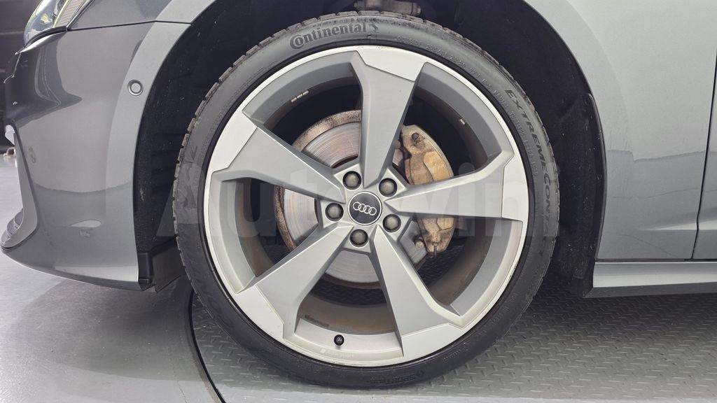 Audi A6(C8) 40 TDI Premium — снимка 5