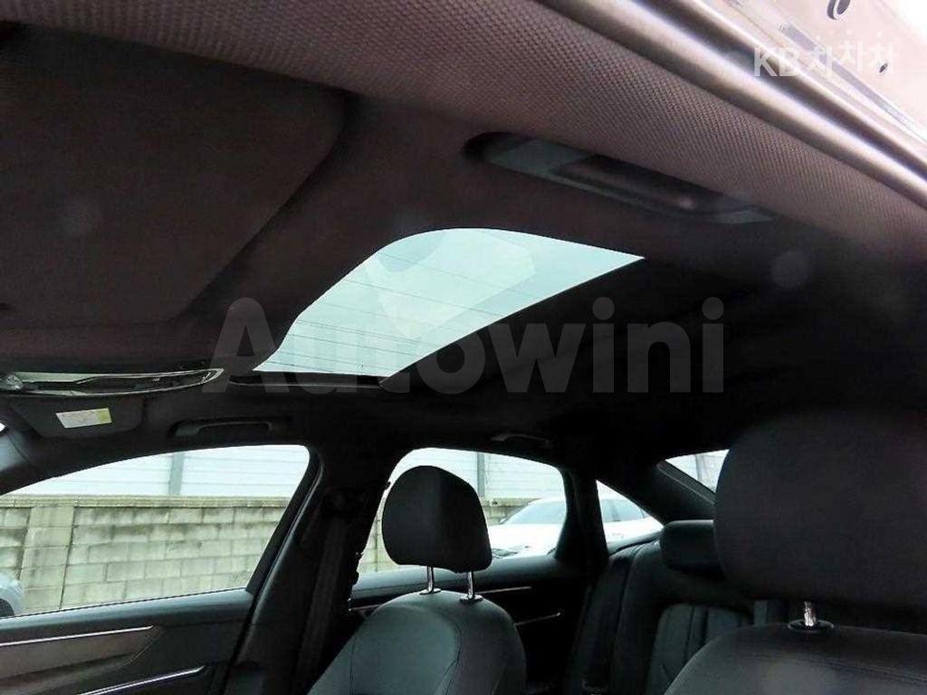 Audi A6(C8) 40 TDI Quattro Premium — снимка 17