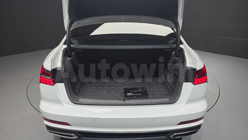 Audi A6(C8) 40 TDI — снимка 17