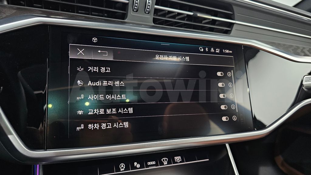 Audi A6(C8) 40 TDI Premium — снимка 15