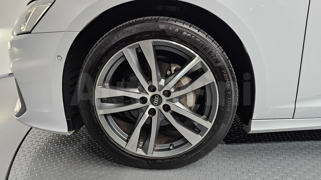 Audi A6(C8) 40 TDI Premium — снимка 4