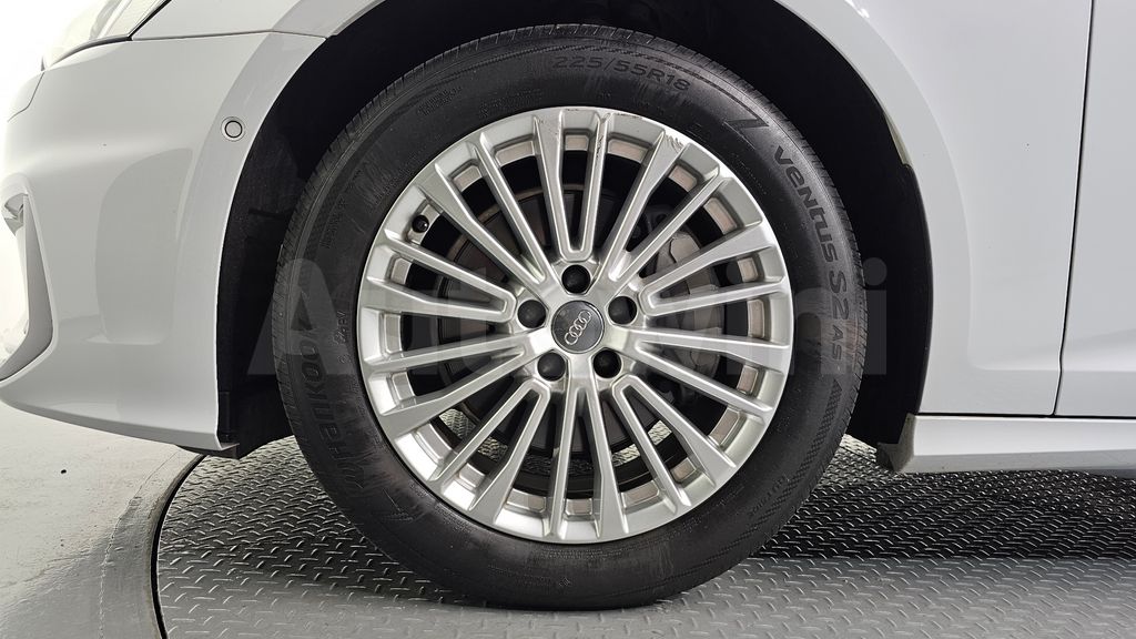 Audi A6(C8) 45 TFSI Premium — снимка 5
